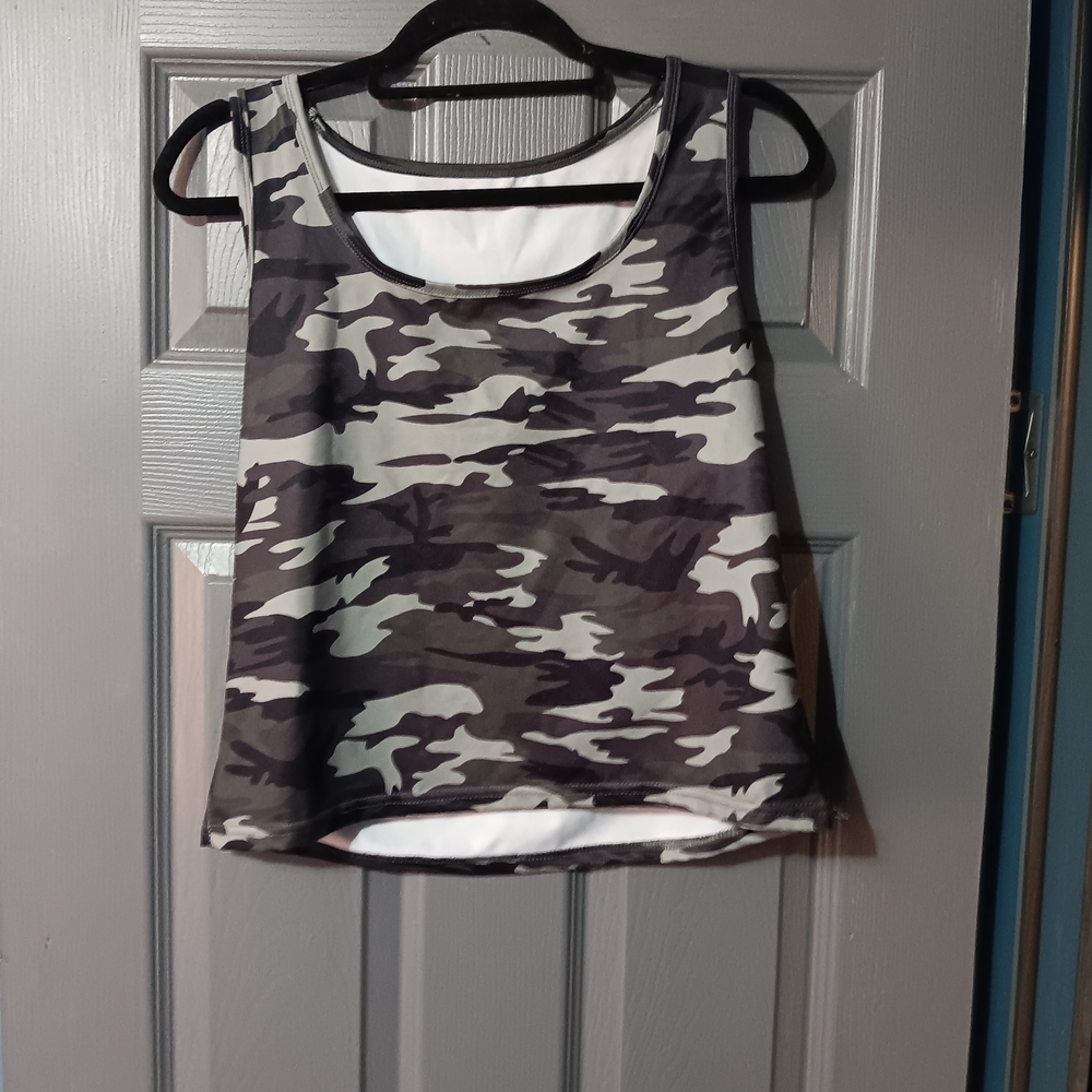 Women's Camouflage Tank Top - Gray Camo